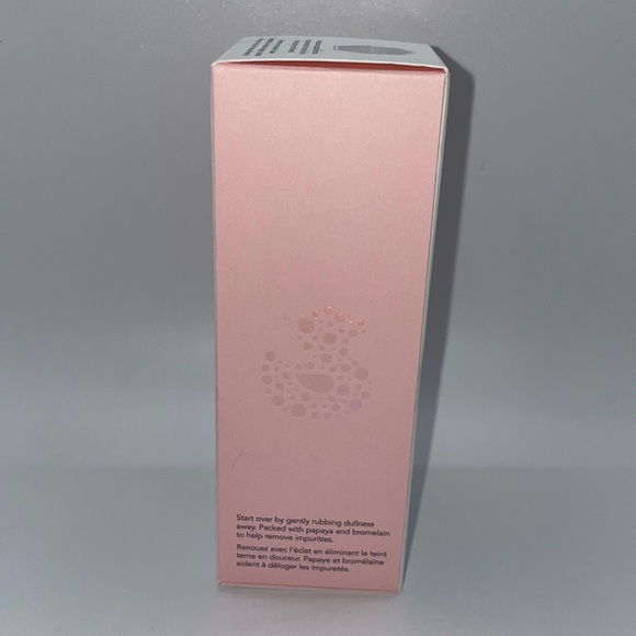 Saturday Skin rub-a-dub
REFINING PEEL GEL - Picture 6 of 9